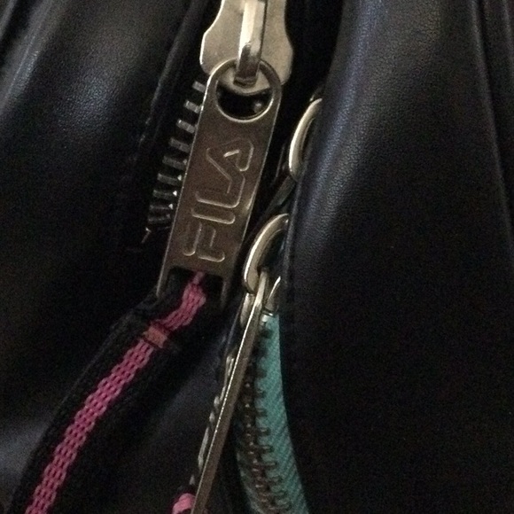 Fila - Picture 3 of 7